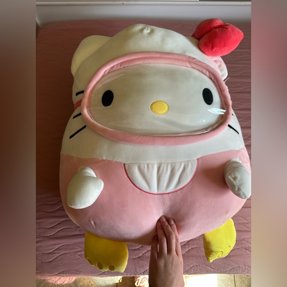 Hello Kitty Scuba Gear Squishmallow